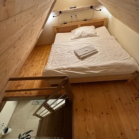 Vejrovna Gæstehus 3*